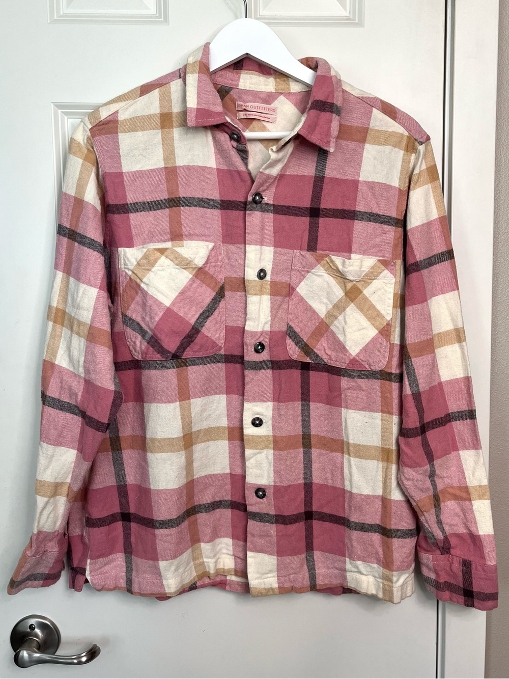 UO Dustin Flannel Button-
Through Shirt